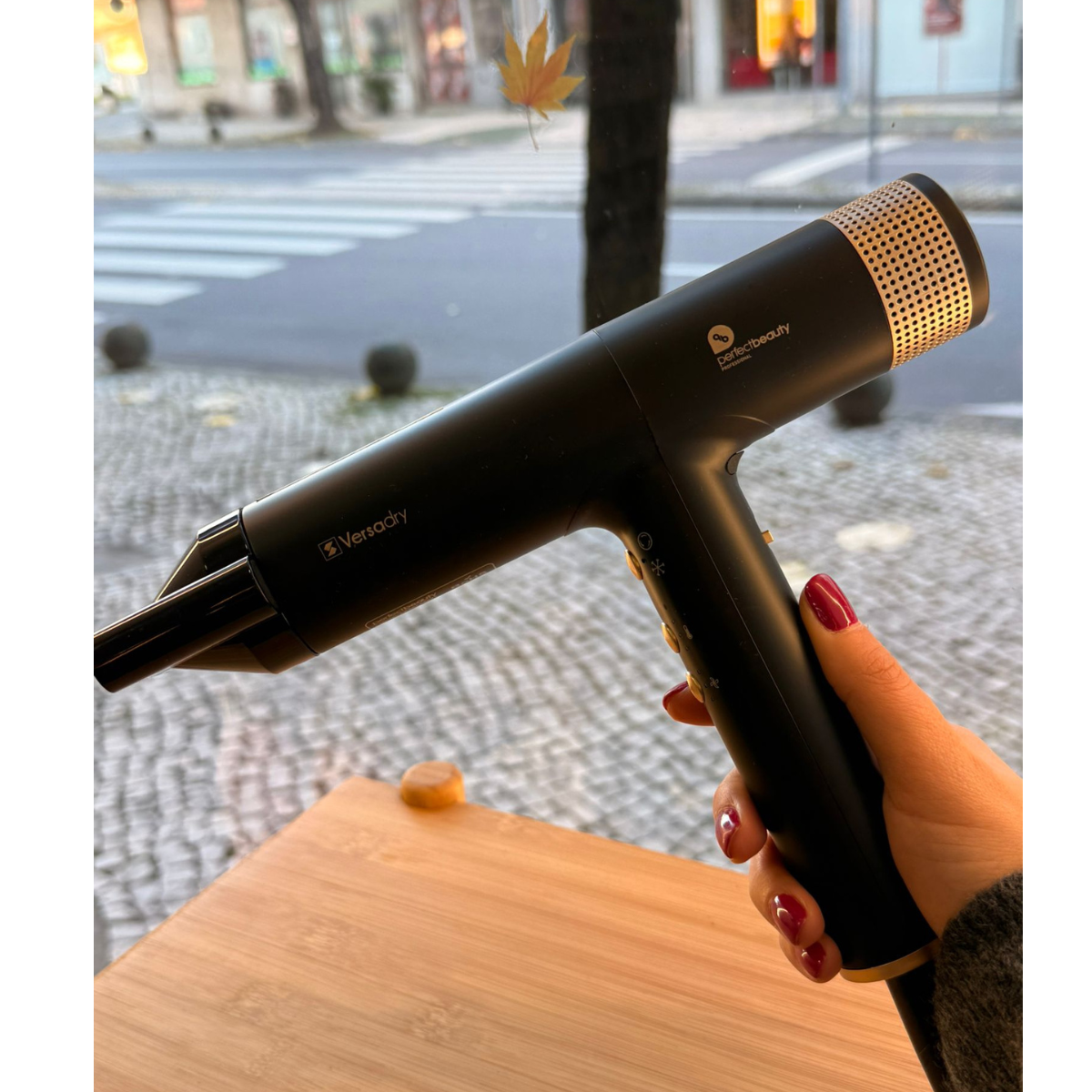 Secador Profissional Versadry com 6 Cabeças Intercambiáveis Perfect Beauty